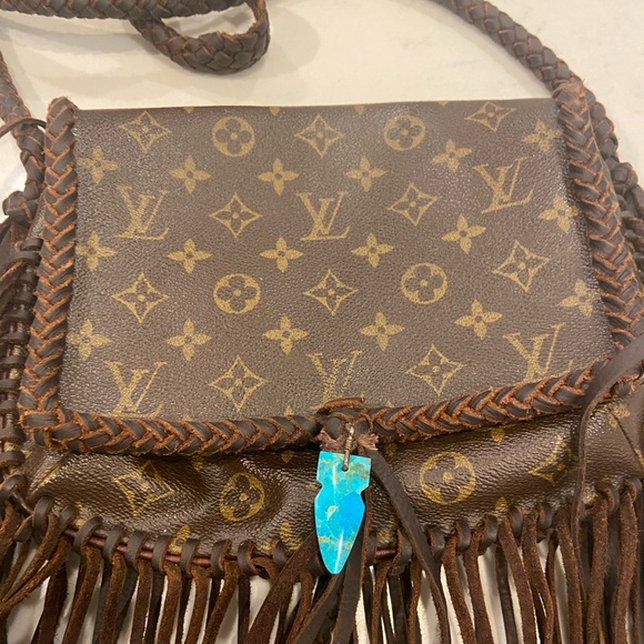Louis Vuitton Vintage purse with fringe - Picture 1 of 5